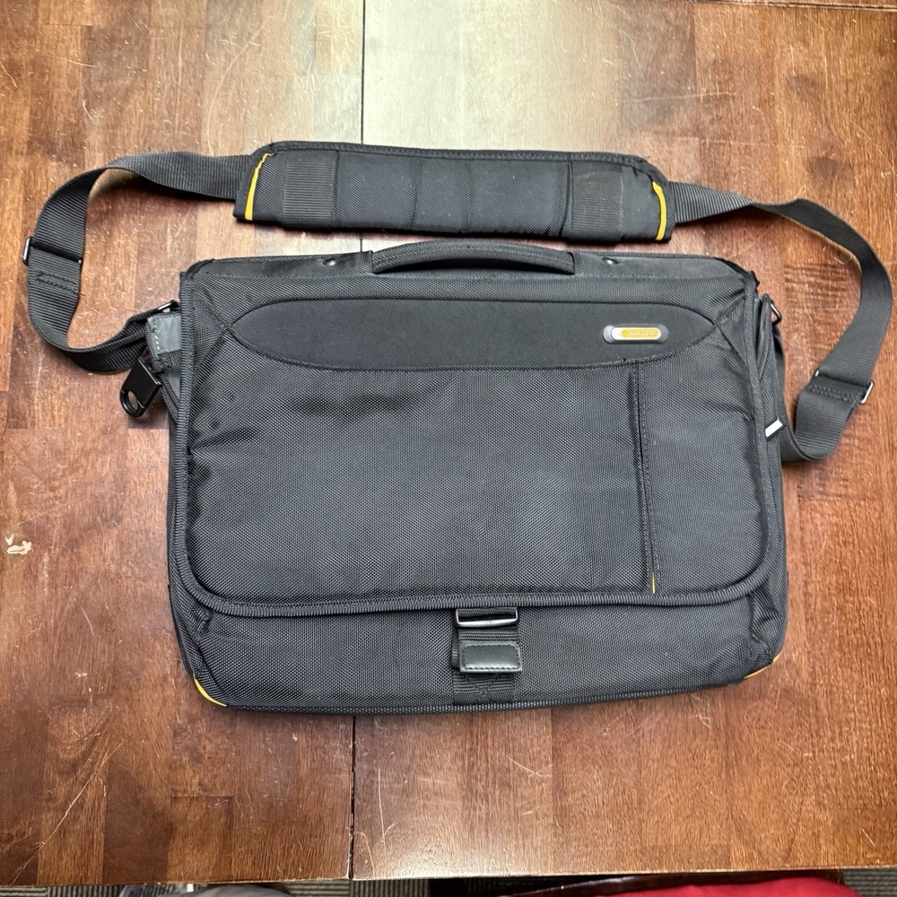 Targus Laptop Bag 12.5x16 Inch Large‎ Laptop Bag With Removable Shoulder Strap